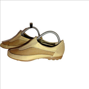 Amalfi by Rangoni Metallic Gold Italian Sneakers Size 8.5B